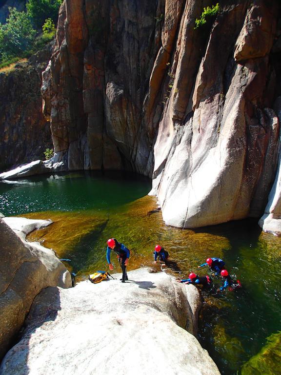 Ardeche - Gites Objectif Evasion Montreal  Экстерьер фото